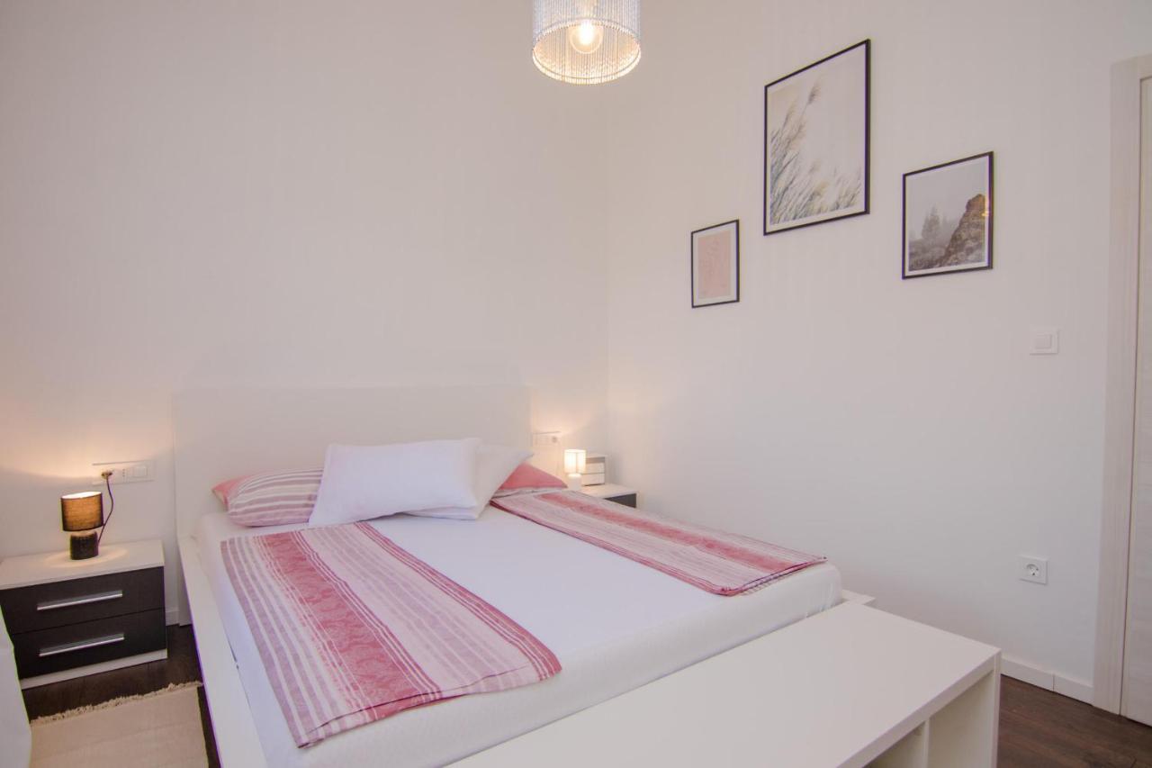 Apartments Aki Malinska Zewnętrze zdjęcie