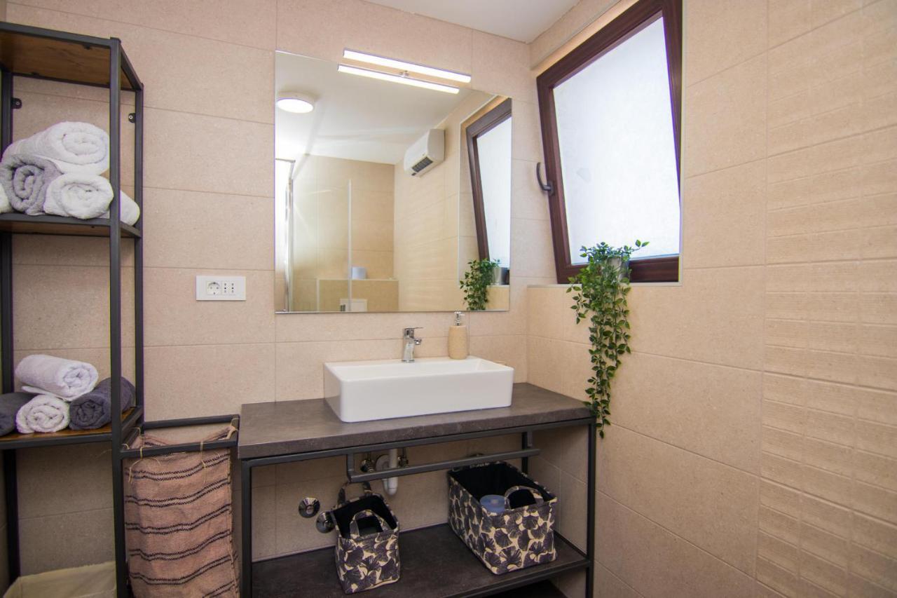 Apartments Aki Malinska Zewnętrze zdjęcie